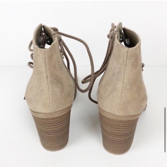 Mossimo Supply Co tan lace up ankle booties - Picture 5 of 8